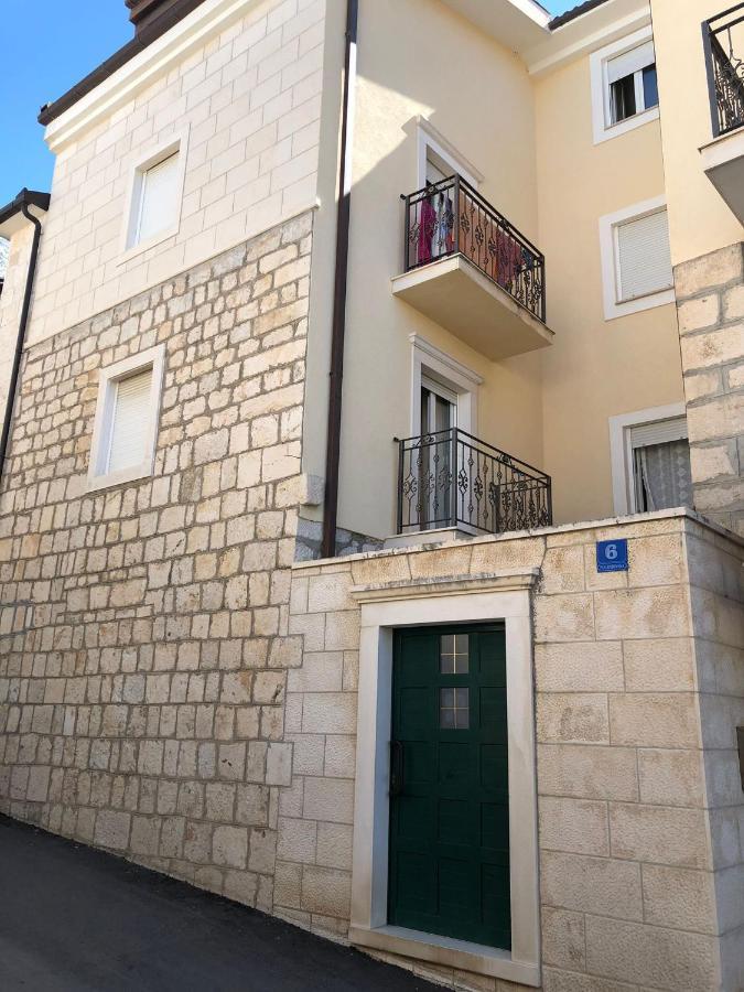 Villa Marijana - Old Town Centre Baška Voda Eksteriør bilde